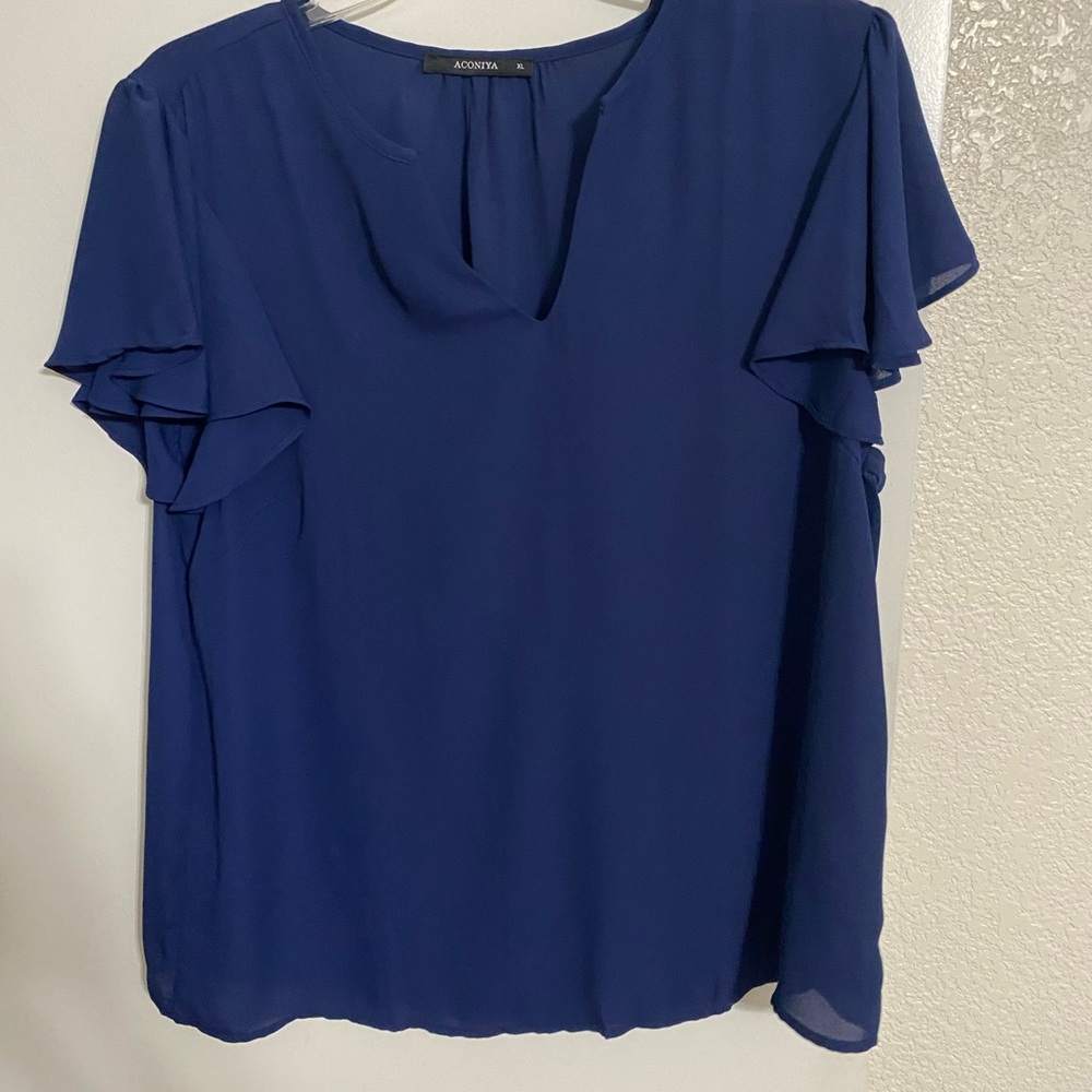 Aconiya through Amazon XL